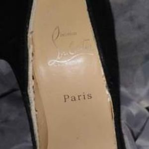 Christian Louboutins black peep toe sz 37